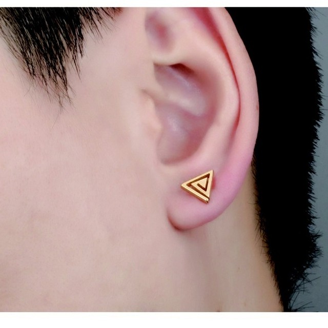 メンズ 三角 サンカク ピアス 3セット ゴールド ブラック シルバー メンズピアス 韓国 Bts Exo 日本未入荷アクセサリー Leadhope