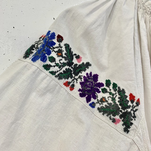 ヨーロッパ古着 Vintage ウクライナ刺繍 コットン ワンピース Chupa