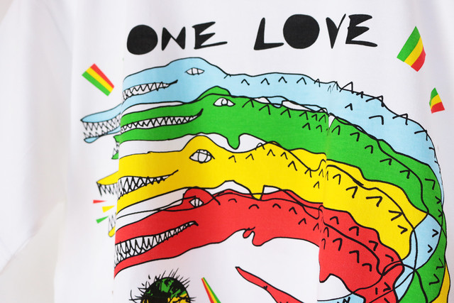 ONE LOVE T-Shirts