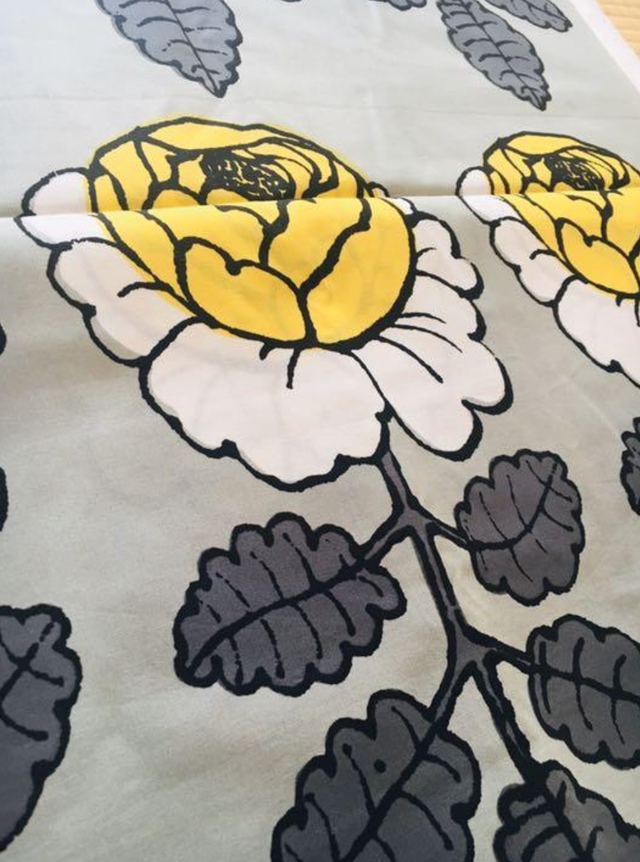 廃盤色 Marimekko マリメッコ生地 マーライスルース 1リピート 黄色 X グレー ジャコウネコのしっぽ