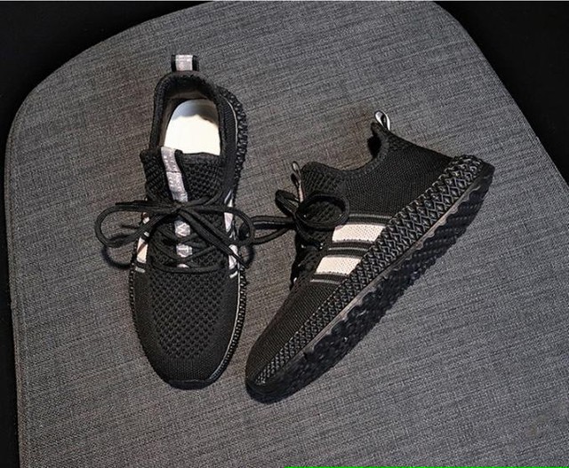 大人気 新作 夏物 ストリートシューズ スニーカー 軽い 通気性 オルチャンシューズ サイズ豊富 ブラック B I J