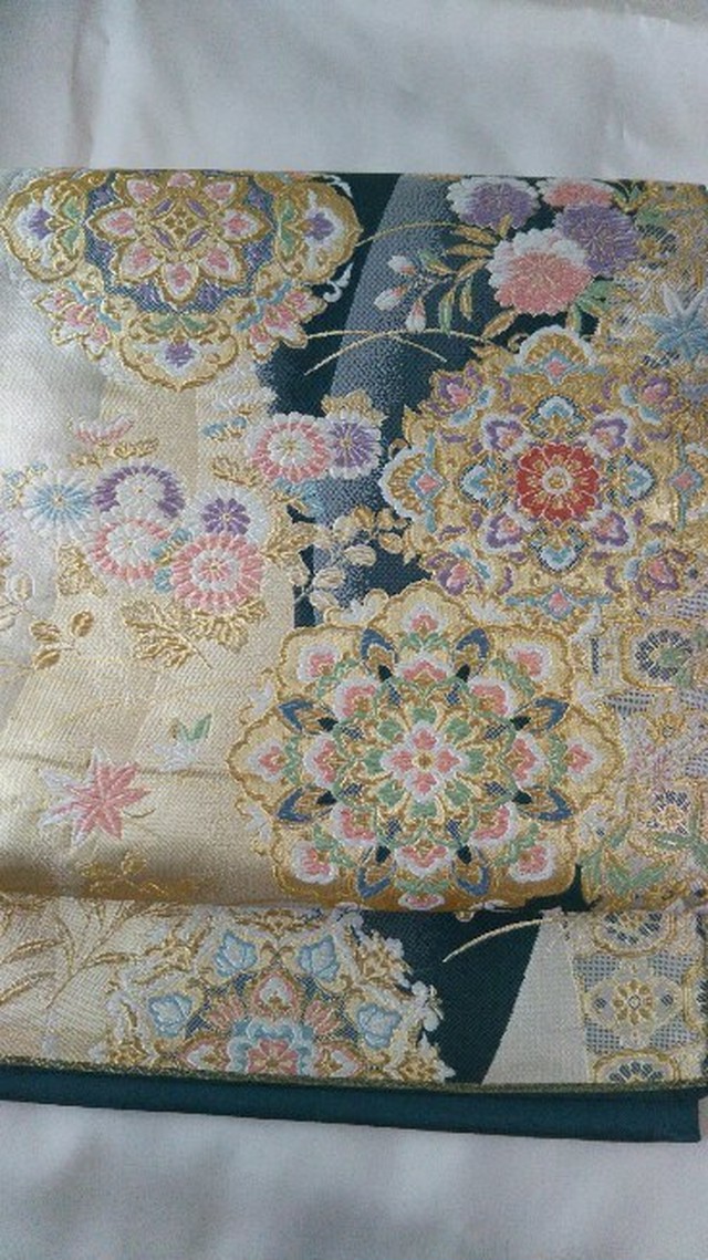 袋帯 お納戸色地に華紋 きもの処 手縫い セレクトの店 夙川 紅や