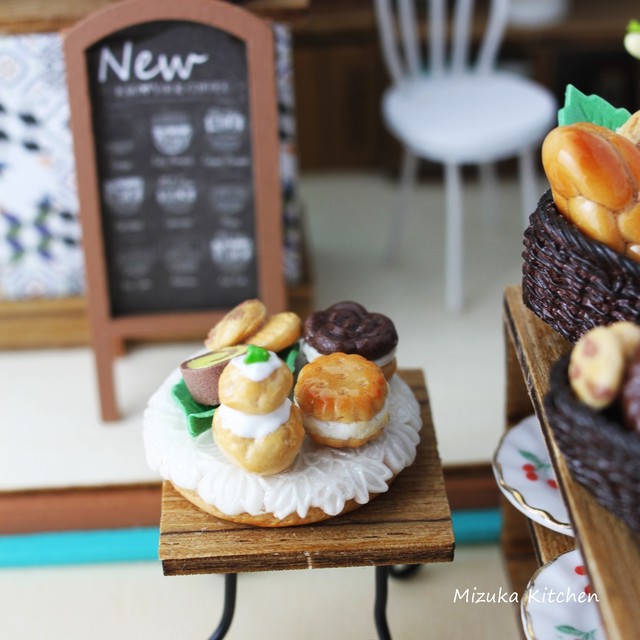 レースクッキー土台のスイーツ盛り合わせ ルリジューズ 焼き菓子 Mizuka Kitchen