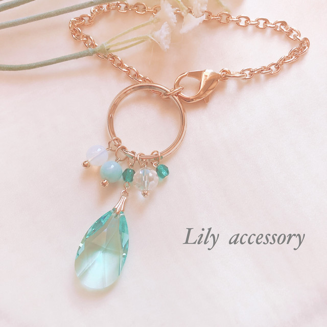 スワロフスキー 天然石アマゾナイト ゴールド バッグチャーム Lily Accessory