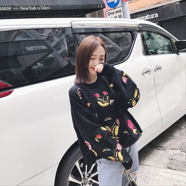 【即納】embroidery flower knit.