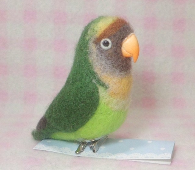 受注作成品 ヤエザクラインコ Miniリアル 選べる2タイプ クリップ付ブローチorマグネット 羊毛フェルト 工房 小鳥屋さん