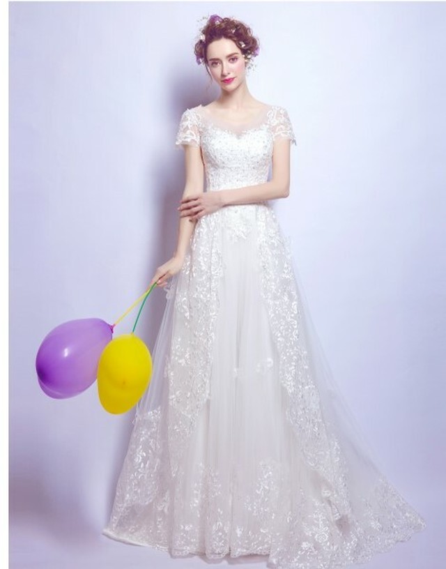 エレガント ウエディングドレス ホワイト オフショルダー 枝花刺繍 ミニトレーン 短トレーン Ynswedding23