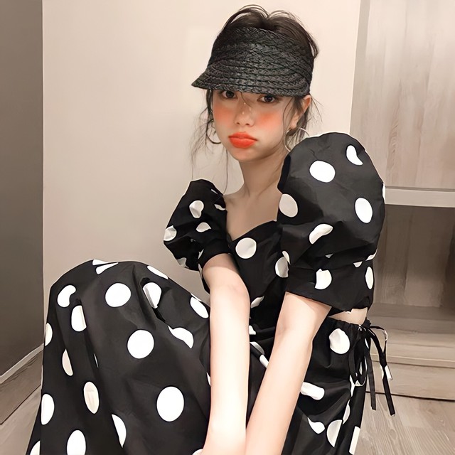 dot flare dress