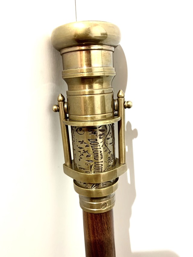 羅針盤付き単眼鏡ステッキ ネット限定500円オフ中 Reverie Emporium