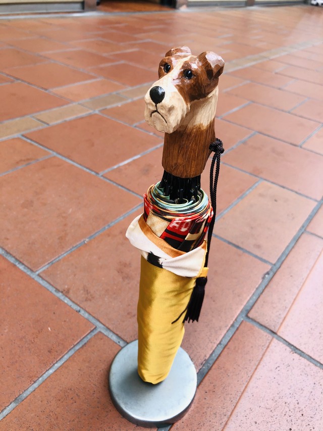 雨傘 犬木彫り スタンダード 手元 ほぐし織オリジナル 表 イエロー 裏 風車と城 オカダ洋傘店