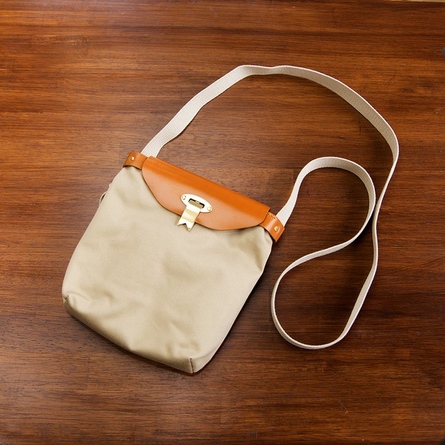 ショルダーポーチ -Clife wind beige-