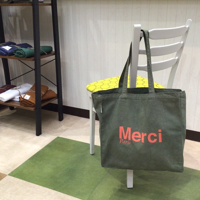 Merci トートバッグ カーキ(橙色字) 17