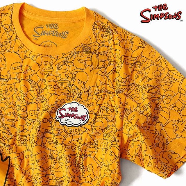 半袖 Tシャツ カットソー トップス メンズファッション The Simpsons ザシンプソンズ 大人気キャラクター バート 大きく描かれた 総柄プリント シンプソンズ 可愛い オシャレ 女の子がゆったり着て 人気アニメ キャラクター Popデザイン 注目度抜群 正規ライセンス並行