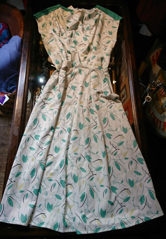 70s Vintage Dress ヴィンテージ ドレス ワンピース イギリス製 旅する古着屋