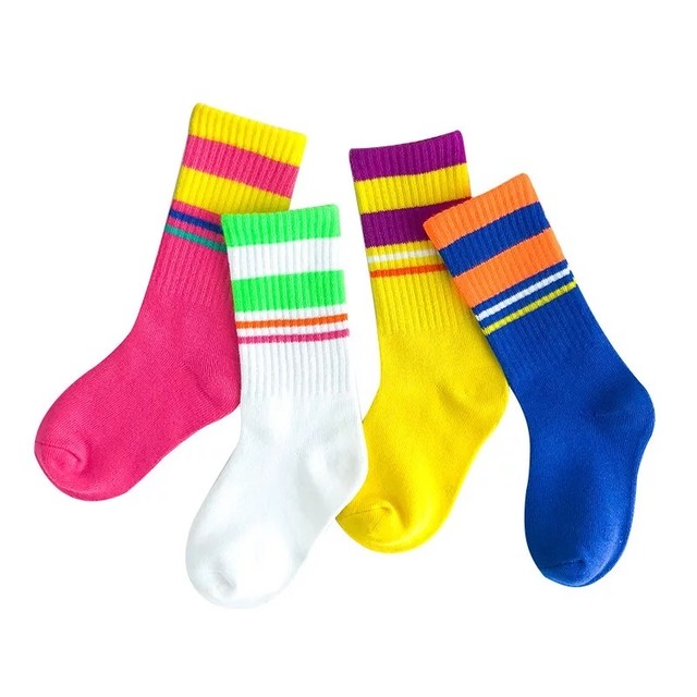 目立つ 蛍光カラーラインキッズソックス ピンクx黄色ボーダー 靴下 派手 ハデ はで 子ども 子供 Hikari Socks インポート靴下 専門店です