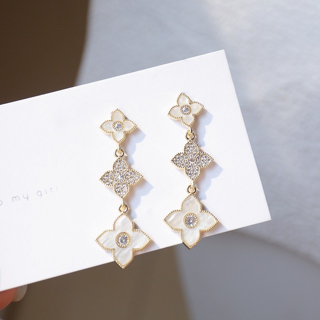 21summercollection フラワーモチーフピアス Maity ｓ Selectshop