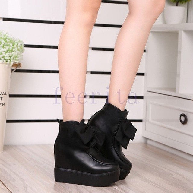 ショートブーツ レディース ヒール10cm ブーツ ブーティー 黒 厚底 美脚 4074 Lagy 韓国ファッション レディース メンズ 通販のお店