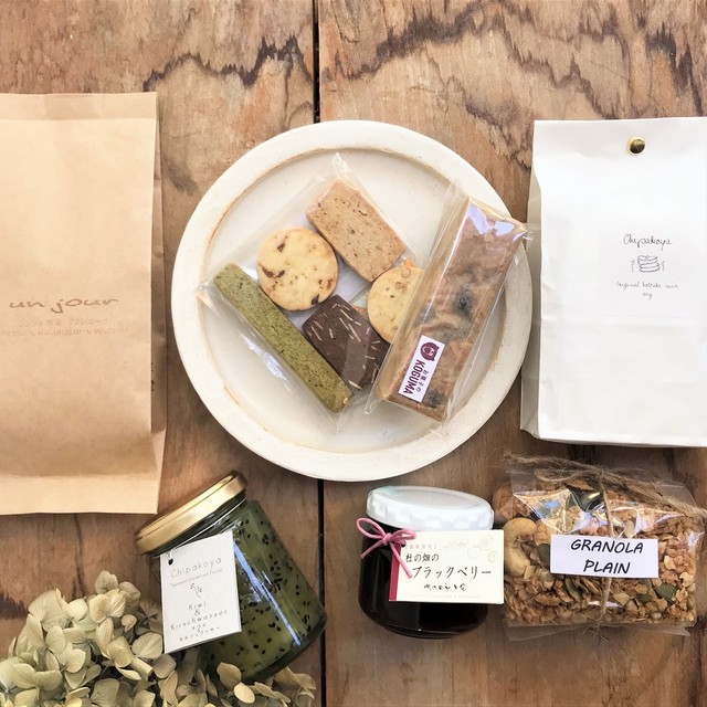 コトコトbox 008 ホットケーキミックスとジャムとコーヒー うつわと雑貨 アンジュール