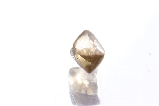 「ソーヤブル」原石 〇天然ダイヤモンド 〇ブラウン 〇0.25ct