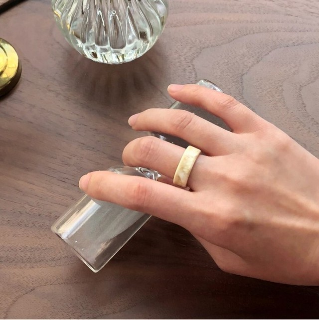 ホマイカ指輪 ファッション リング アクリルマーブル指輪 韓国雑貨 Bogomishop
