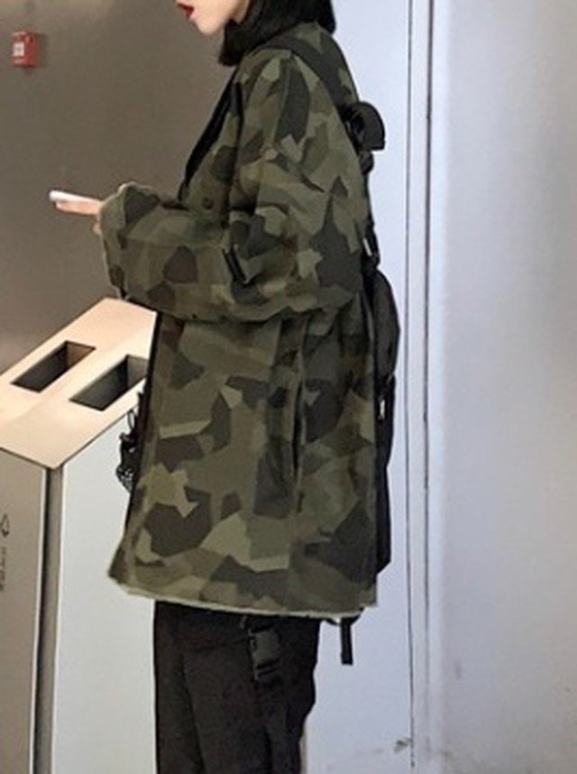 大人っぽい迷彩柄がオシャレ ジャケット 緑 Stepwall