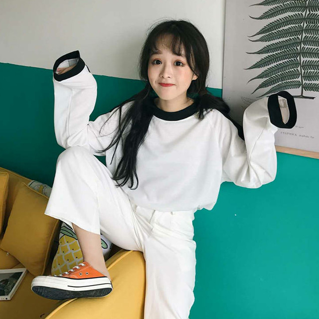 スポーティーコーデに Tシャツ ライン トップス カジュアル オルチャン 韓国 ゆったり デイリー 10代 代 30代 Ptnym27 Shop Suba