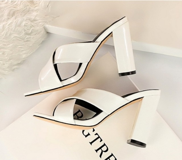 無謀 変装した 検出器 サンダル ヒール 白 Animal Talk Org