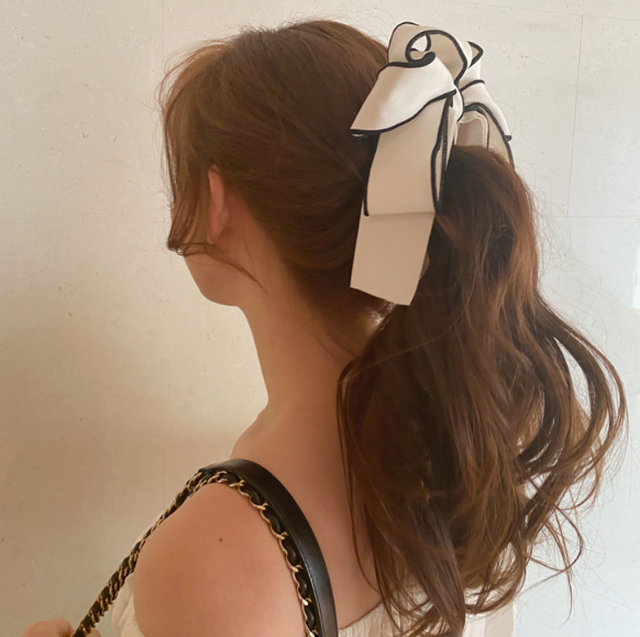 Accessories Ribbon Girly アクセサリー ヘアアクセサリー バレッタ ヘアクリップ バナナクリップ 大きめ パール リボン おしゃれ 上品 シック レトロ エレガント バイカラー 3色展開 ホワイト ブラック ピンク シンプル 大人 可愛い キュート キレイめ カジュアル