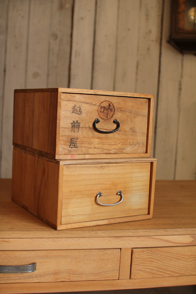 古い木製の小引き出し2個セット Denbee 古道具