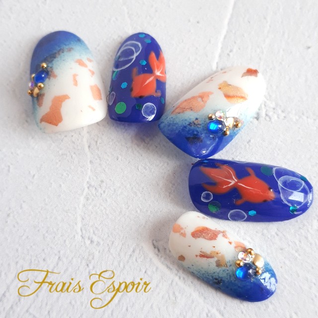 金魚ネイル Fraisespoir