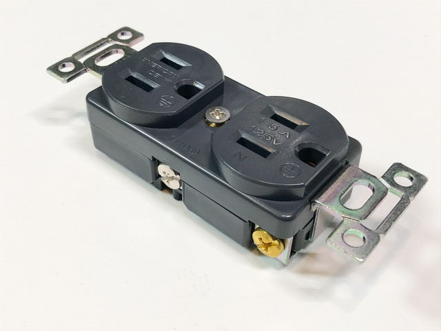 壁コンセント Rex Gr レックスジーアール オーディオみじんこ