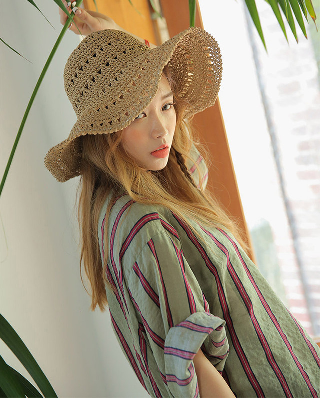 折りたたみリゾート帽子 レディース帽子 韓国風 春夏秋 帽子 ハット バイザーハット 麦わら帽子 ハットレディース ビーチ ハット Uvカット 折りたたみ 韓国風 ビーチやリゾート 麦わらハット つば広 自転車 飛ばない 運動会 旅行 送料無料 韓国レディース キッズ