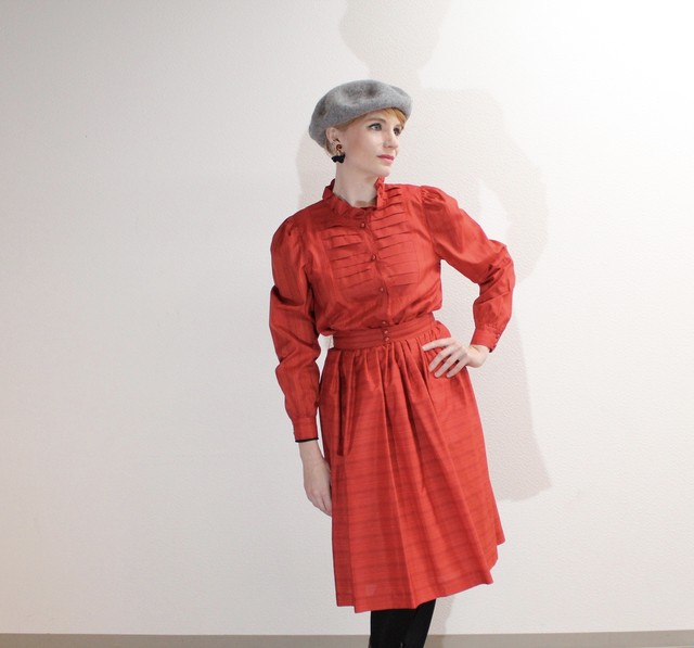 国産真っ赤なシルクシャンタンのクラシックドレス Astro Creation Luxury Made In Japan Vintage Fashion