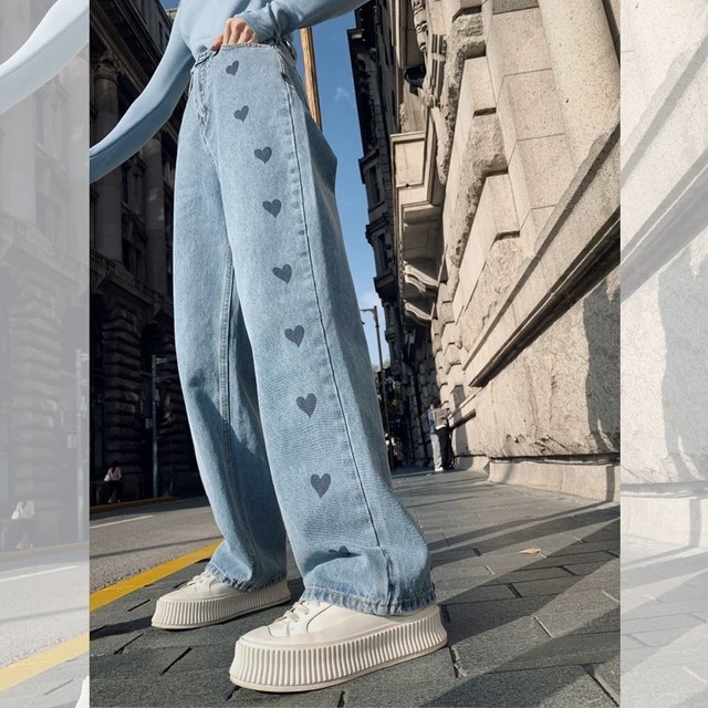 heart print over pants