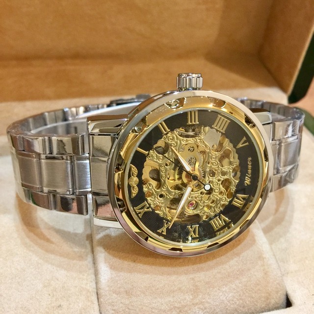 海外人気ブランドwinner フルスケルトン メンズ自動巻き腕時計 ゴールド ブラック金枠 腕時計専門店 Action Media