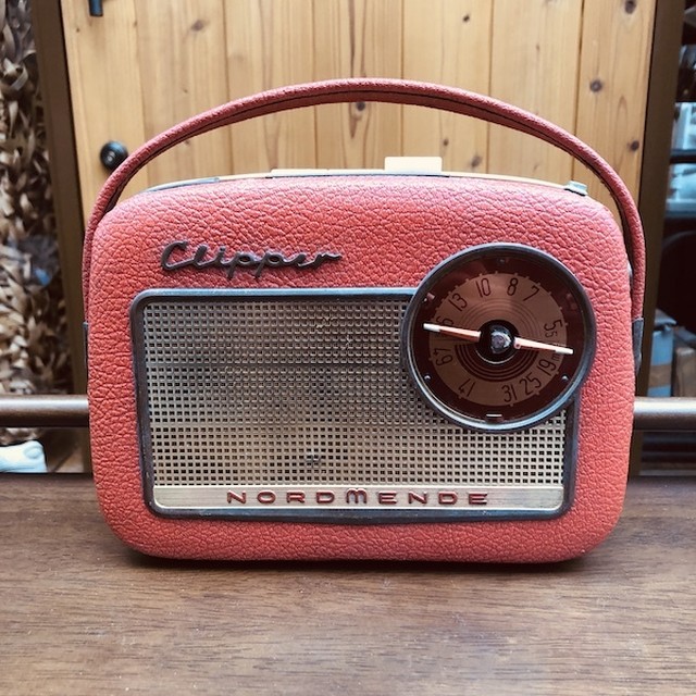 Nordmende ヴィンテージラジオ ドイツ製 ジャンク Clipper L009 家具と雑貨のリサイクルショップ Osmworks