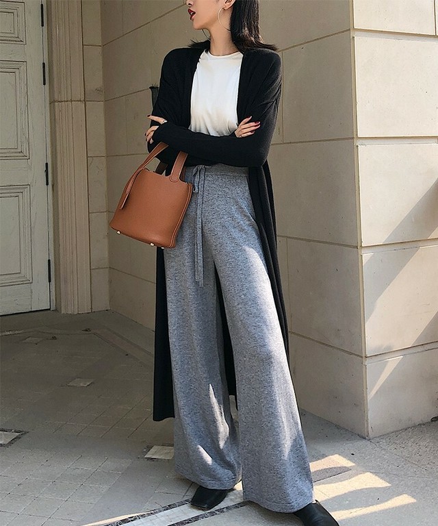 トップス ロングカーディガン ニットワンピース ２カラー ３サイズ シンプル スリット Vネック ウエストリボン シングルブレスト シンプル おしゃれ 大人可愛い 長袖 無地 秋 お出かけ 通勤 通学 デート 旅行 Quadrifolie クローバー