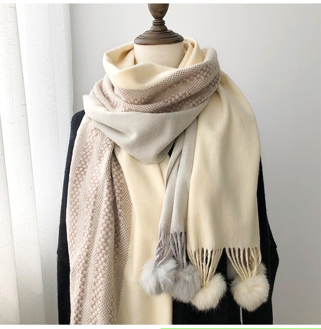 ストール ボンボン ショール マフラー カシミヤ調 かわいい きれいめ ガーリー 大人かわいい おしゃれ 通勤 通学 デート おでかけ Crystalhk