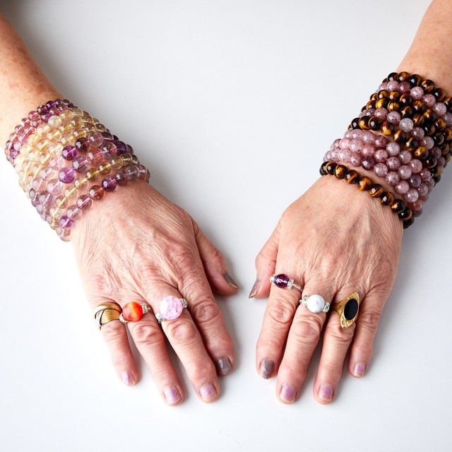 愛と美の象徴 ストロベリークオーツ 大人かわいい 結 天然石 ブレスレット 手作りキット パワーストーン Quartz Quartz クォーツクォーツ