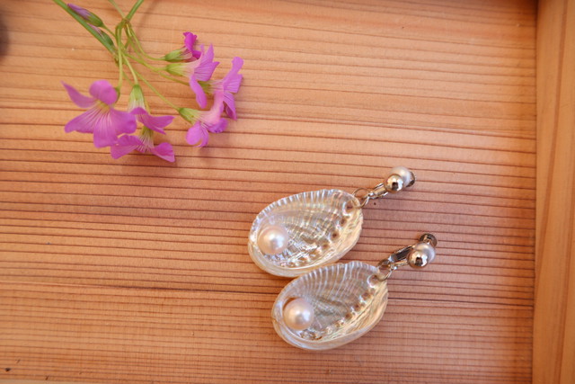 本真珠とアワビの貝殻のイヤリングorピアス 島の旅社