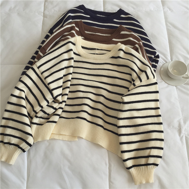 〈カフェシリーズ〉バックボタンニットセーター【back button knit sweater】