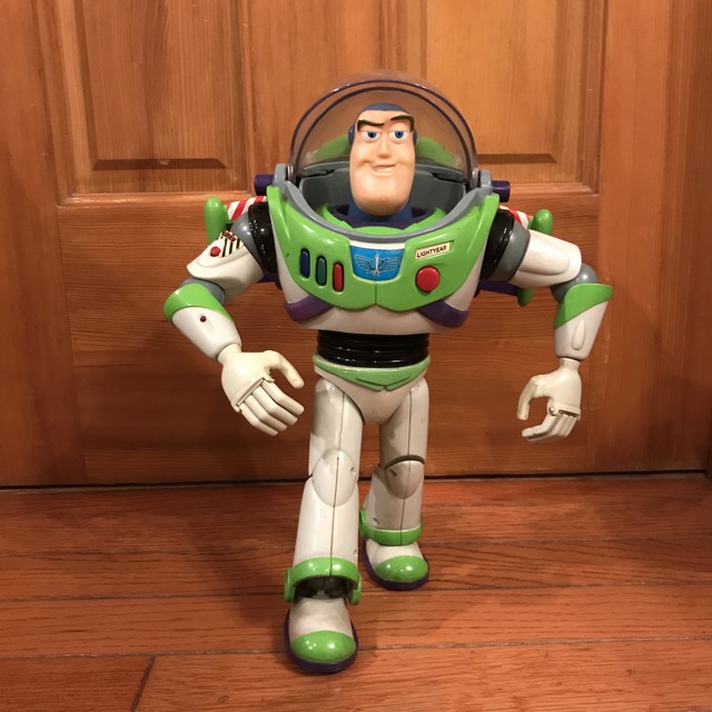 90 S トーキングバズライトイヤー トイストーリーフィギュア ヴィンテージ輸入雑貨 Talking Buzz Lightyear Honey Antique ヴィンテージ アメリカン雑貨 アンティーク アメトイ インテリア小物 ミールトイのお店