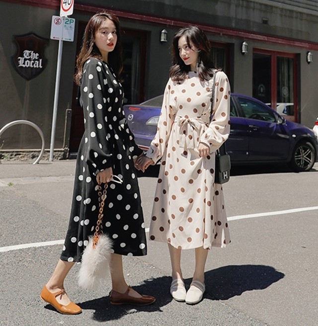 ドットが可愛いレトロワンピ レトロ ミモレ丈 ラウンドネック ハイウエスト ドット柄 レディース 春夏 ワンピース Keysfashion