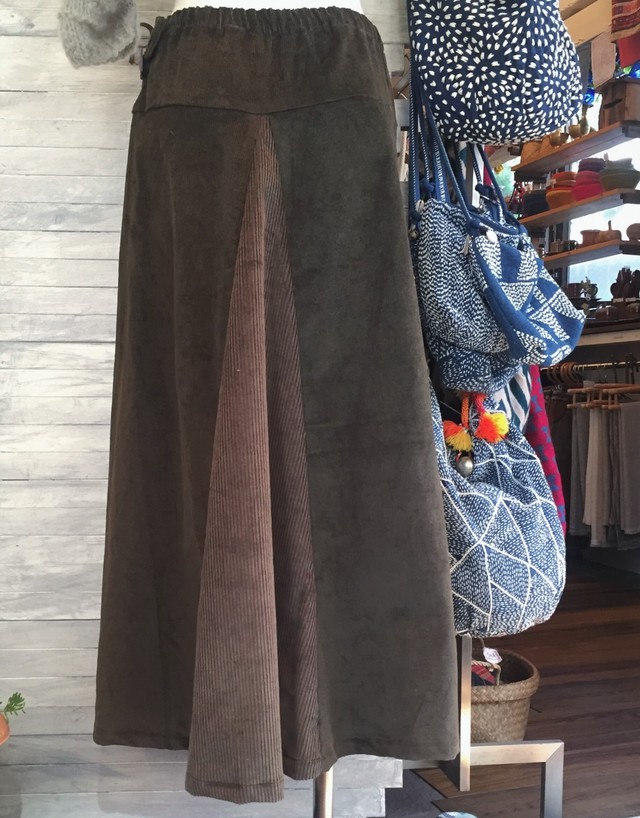 2サイズ 全2色 コーデュロイロングスカート Yumtso