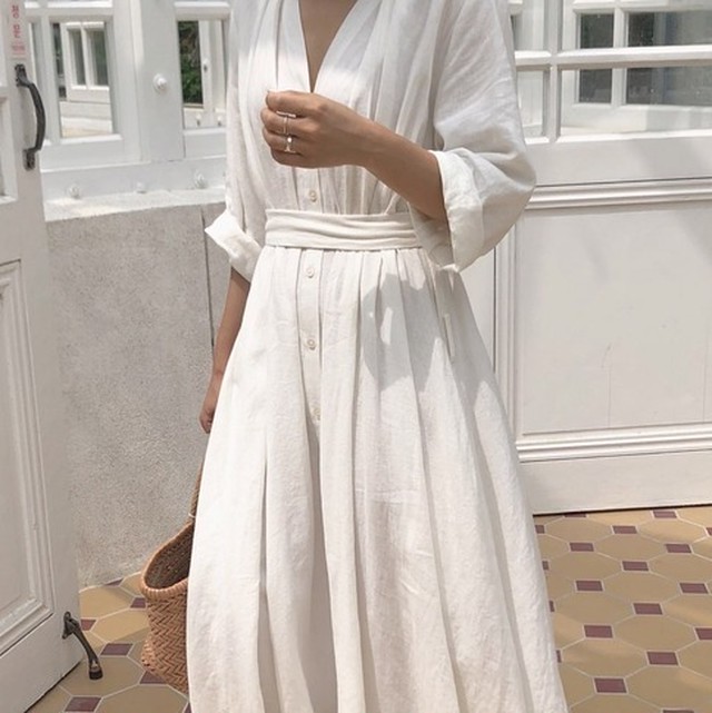 人気のため即納 春の大セール50 オフ 注目商品 シャツワンピース ナチュラル ロングワンピ 夏ワンピ Vネック La Pausa Tokyo