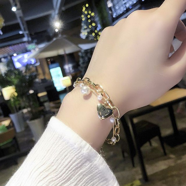 国内発送 2連 ブレスレット レディース フェイクパール チェーンブレスレット アクセサリー 重ね付け おしゃれ 可愛い ゴールド プレゼント ギフト Infini Arc En Ciel 国内発送 2連 ブレスレット レディース フェイクパール チェーンブレスレット アクセサリー 重ね付け おしゃれ 可愛い ゴールド プレゼント ギフト Infini Arc En Ciel