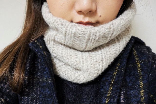 初心者向け 空気を編むアルパカスヌード の編み物キット 棒針編み 60ろくまる編み物キット販売サイト 世界が認めた毛糸を使用した編み物キット