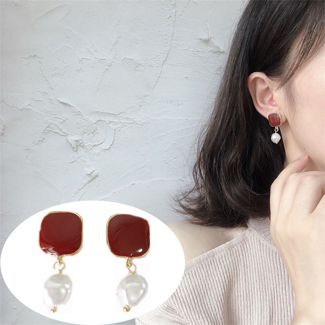 【ワインレッドの輝き】◆シルバー925使用◆ フェイクパール&ワインレッドスクエアプレート ピアス