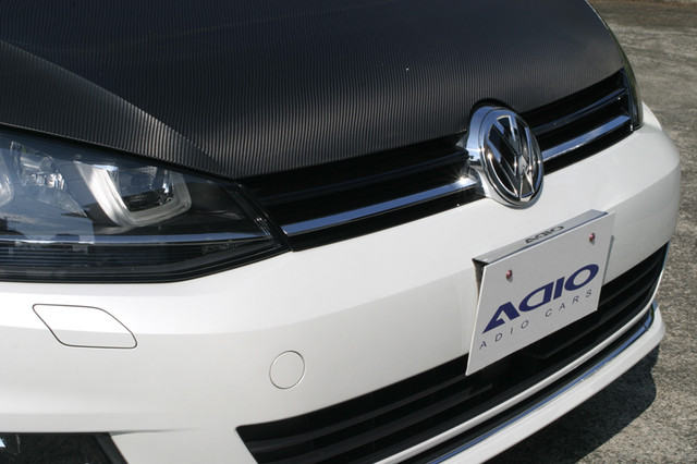 ゴルフ7 Tsi用 フロントナンバーステー ロゴ無しタイプ Adiocars ゴルフ7 Tsi用 フロントナンバーステー ロゴ無しタイプ Adiocars
