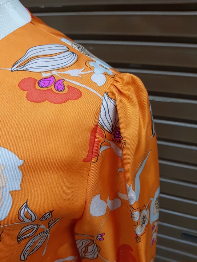 オレンジの花柄ワンピース レトロ古着ランデヴー Therendez Vous